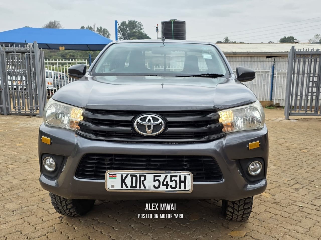 Toyota Hilux Vigo S/Cab 2017 Black