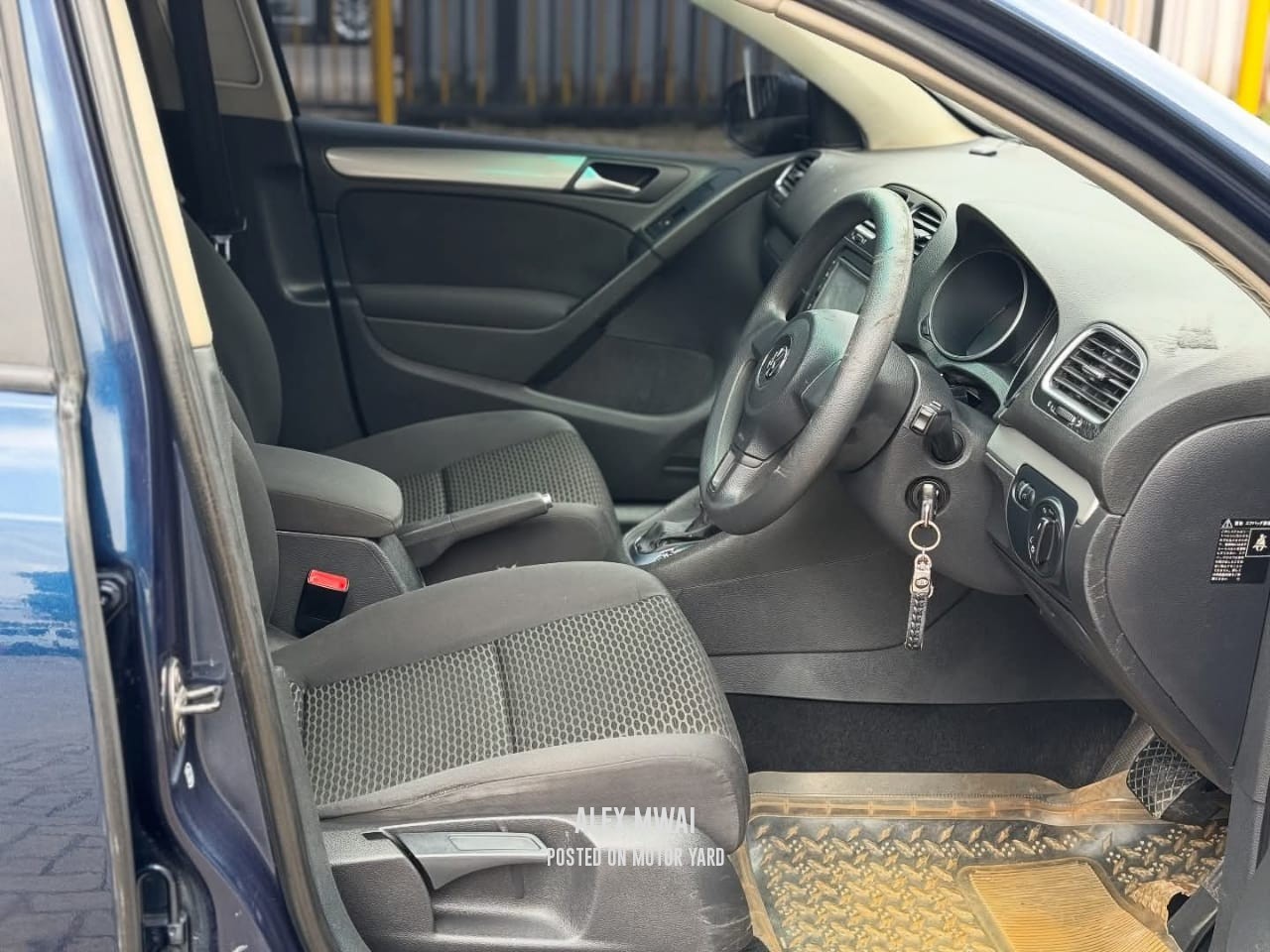 Volkswagen Golf 2010 Black