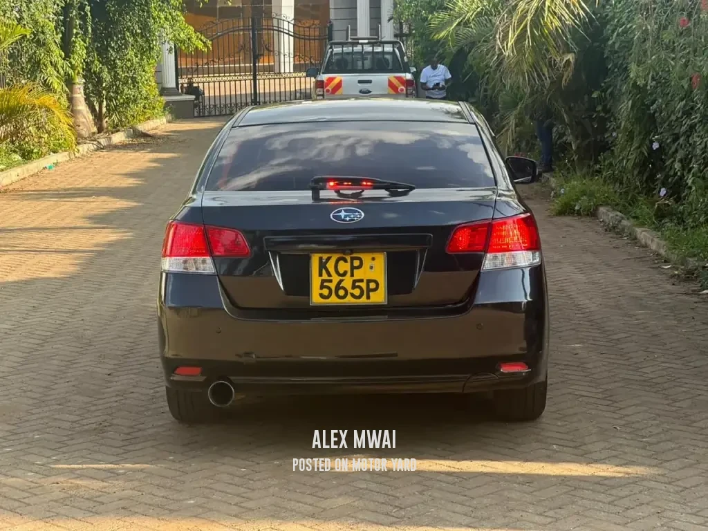 Subaru Legacy 2010 Black