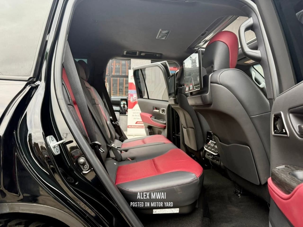 Toyota Land Cruiser 300 Series GR 2023 Black