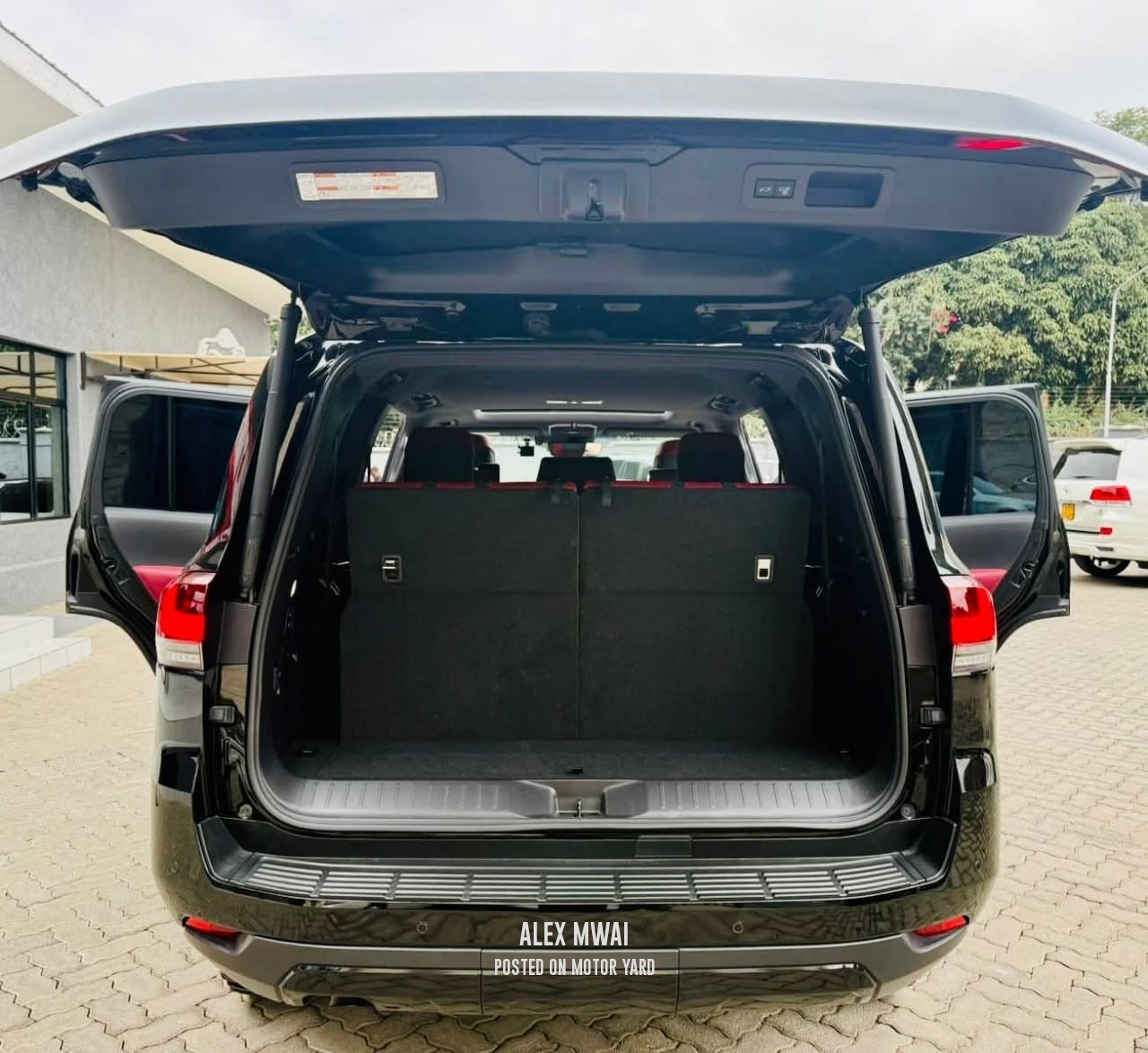 Toyota Land Cruiser 300 Series GR 2023 Black