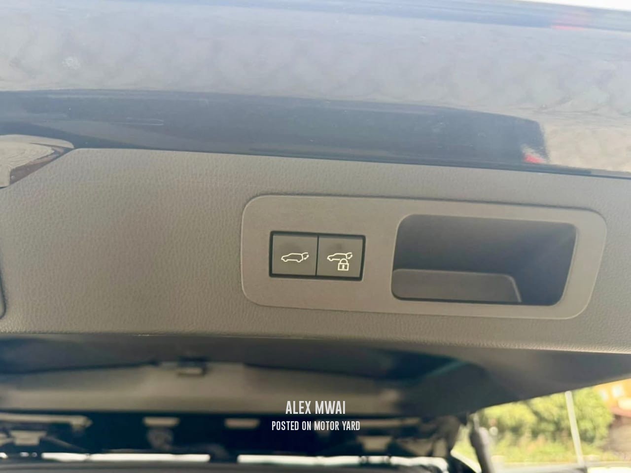 Toyota Land Cruiser 300 Series GR 2023 Black