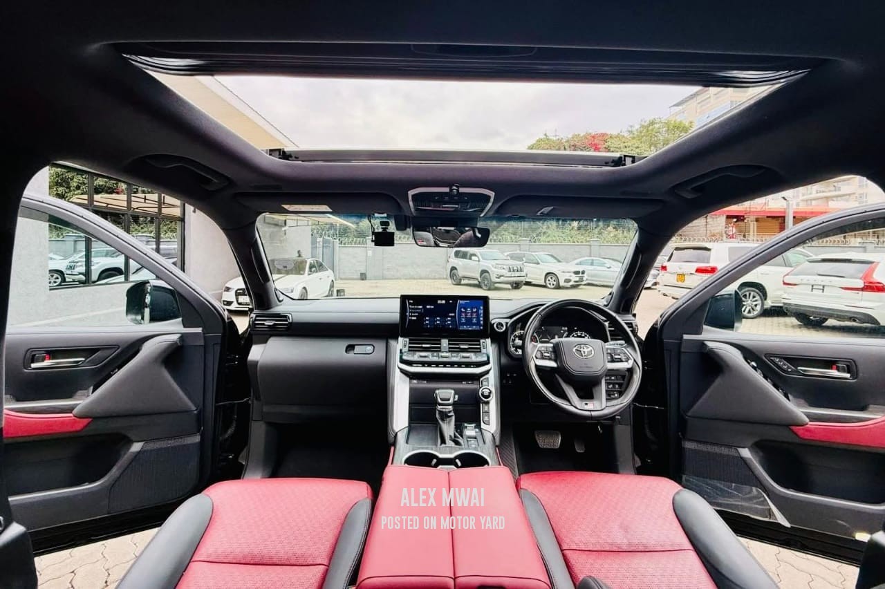 Toyota Land Cruiser 300 Series GR 2023 Black