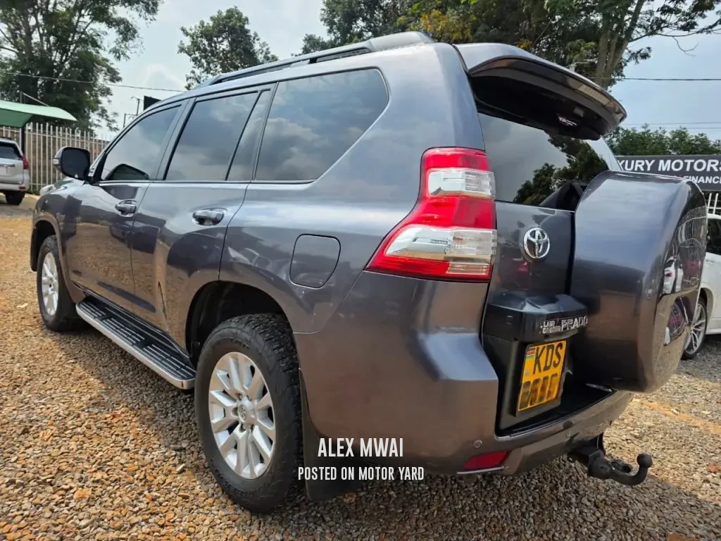 Toyota Land Cruiser Prado TX-L 2017 Black