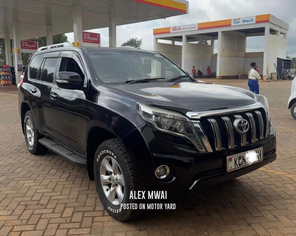 Toyota Land Cruiser Prado 2010 Black