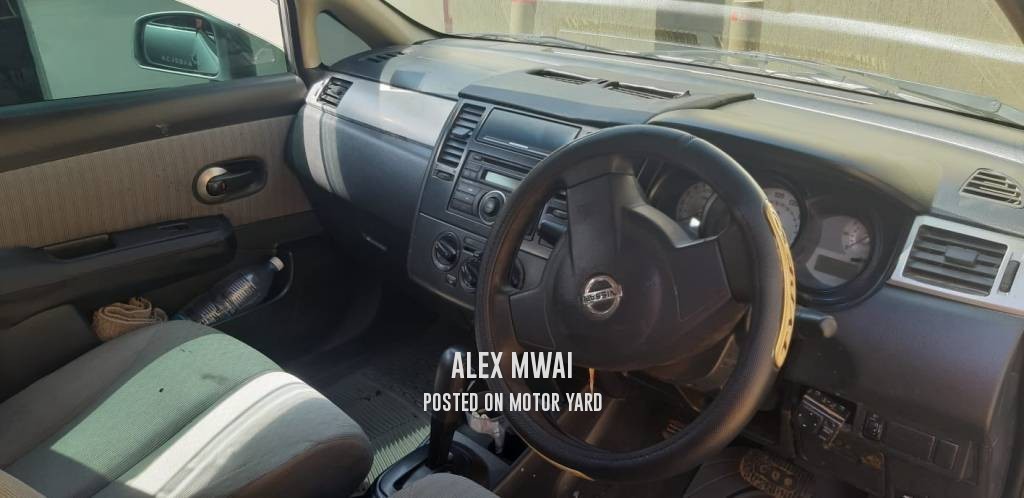 Nissan Tiida 2010 Grey