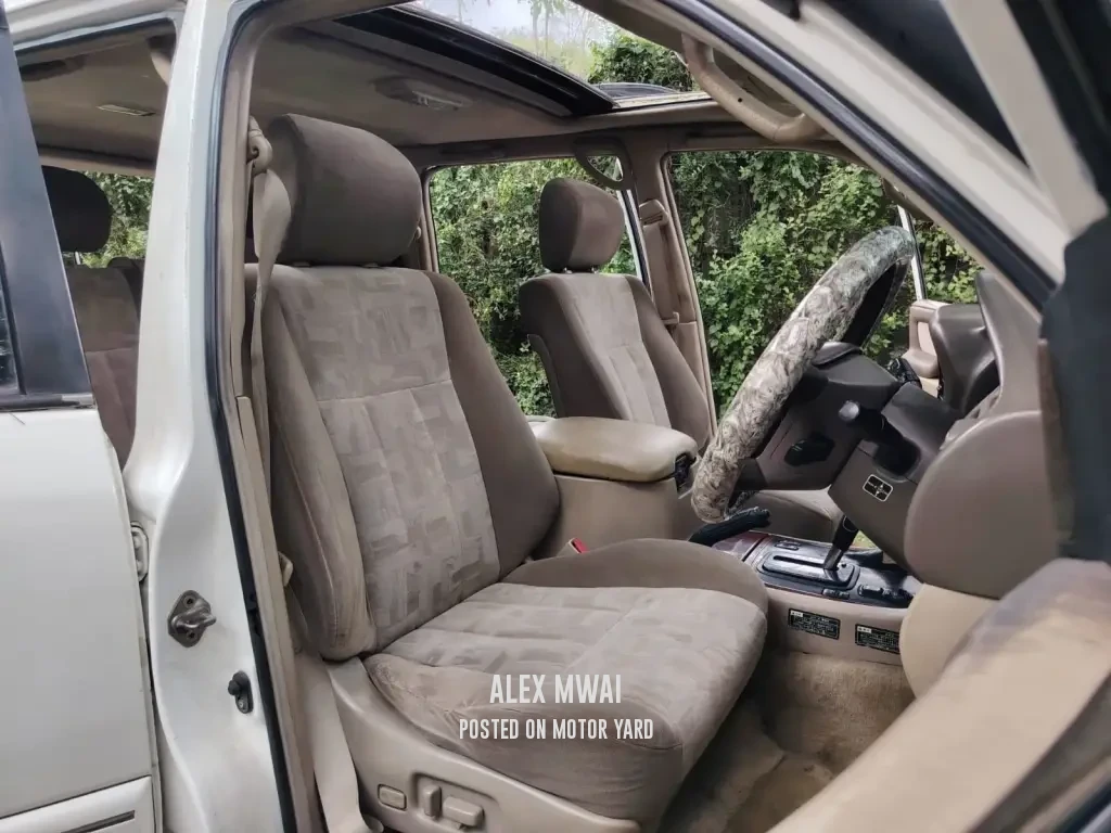 Toyota Land Cruiser Prado VXL 2000 White