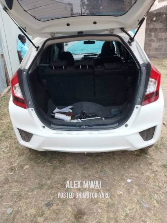 Honda Fit Shuttle 2014 White