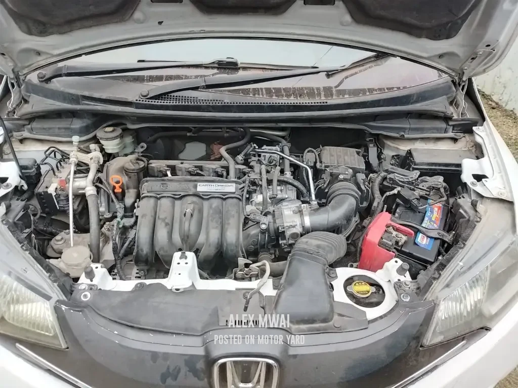 Honda Fit Shuttle 2014 White