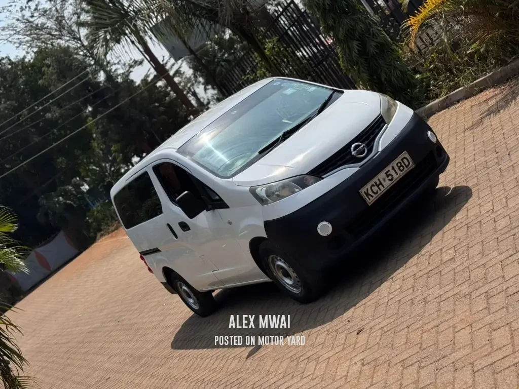 Nissan NV200 2009 White