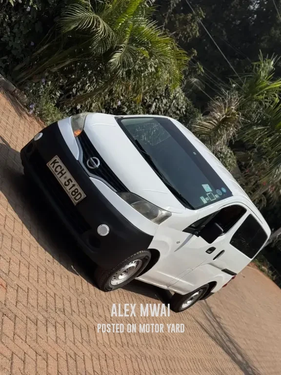 Nissan NV200 2009 White