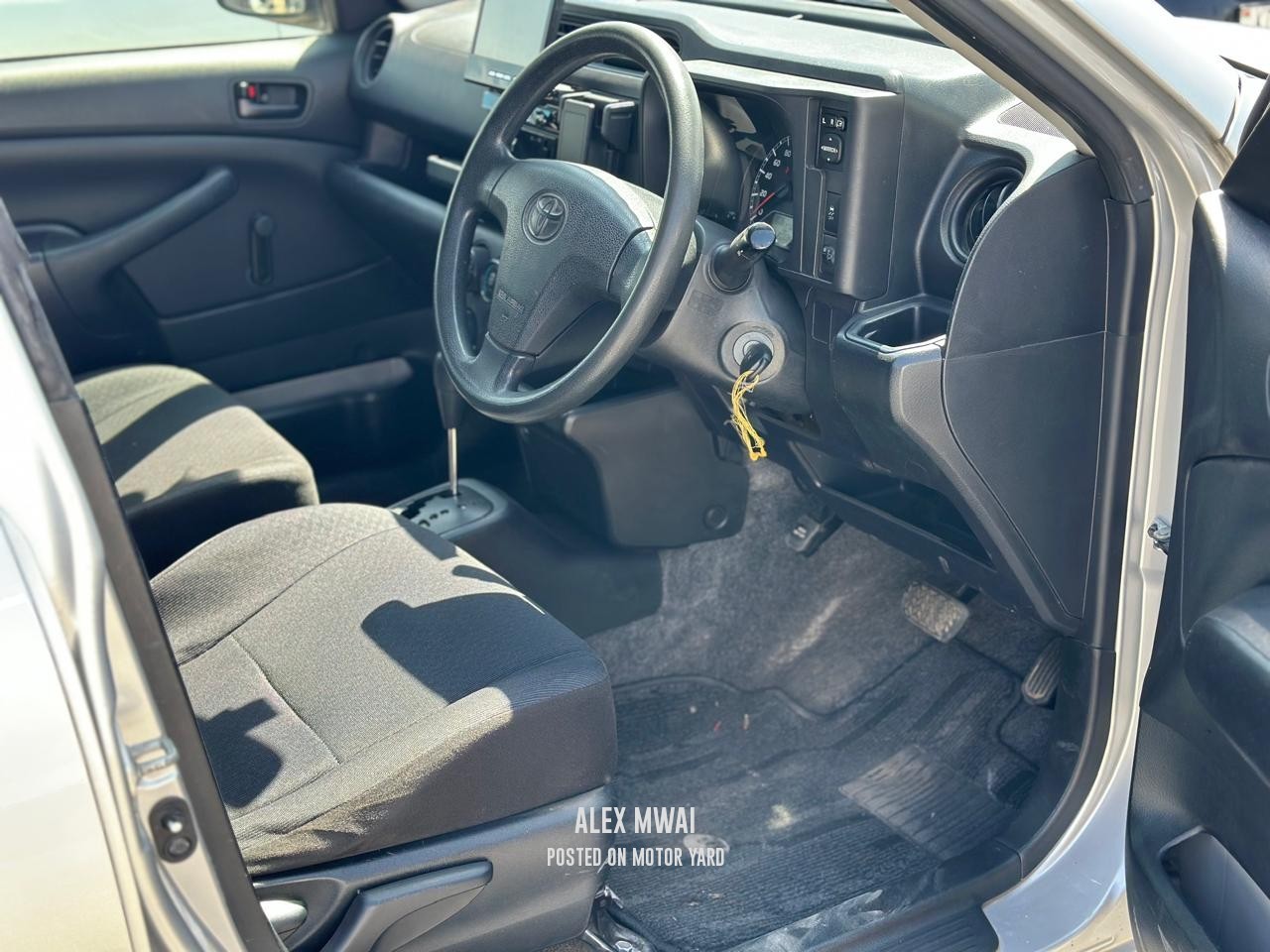 Toyota Succeed 2014 Grey