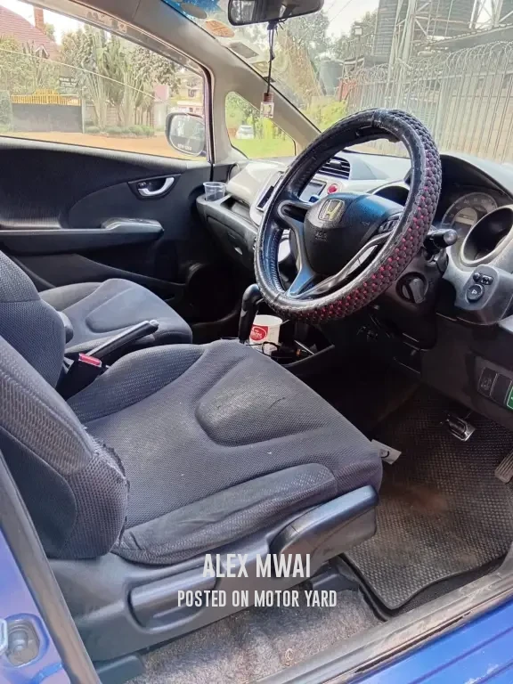 Honda Fit Hybrid 2012 Blue