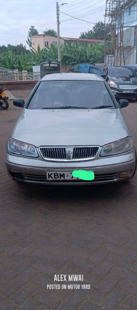 Nissan Bluebird 2009 Blue
