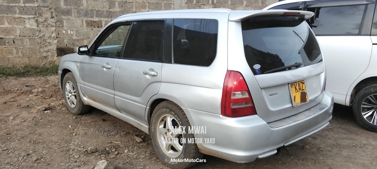 Subaru Forester 2005 Silver