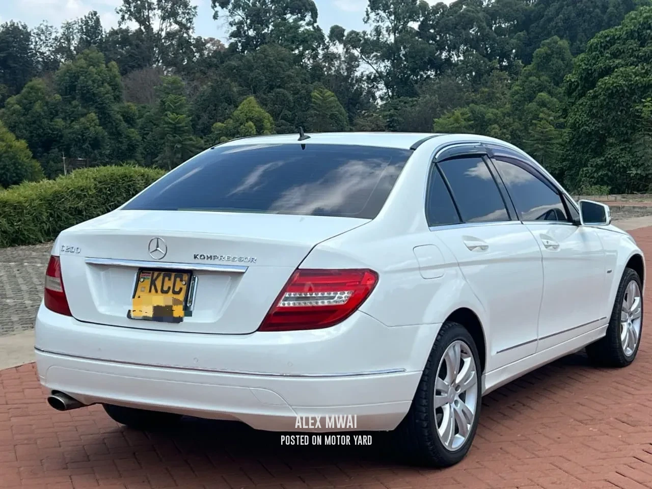 Mercedes-Benz C200 2008 White