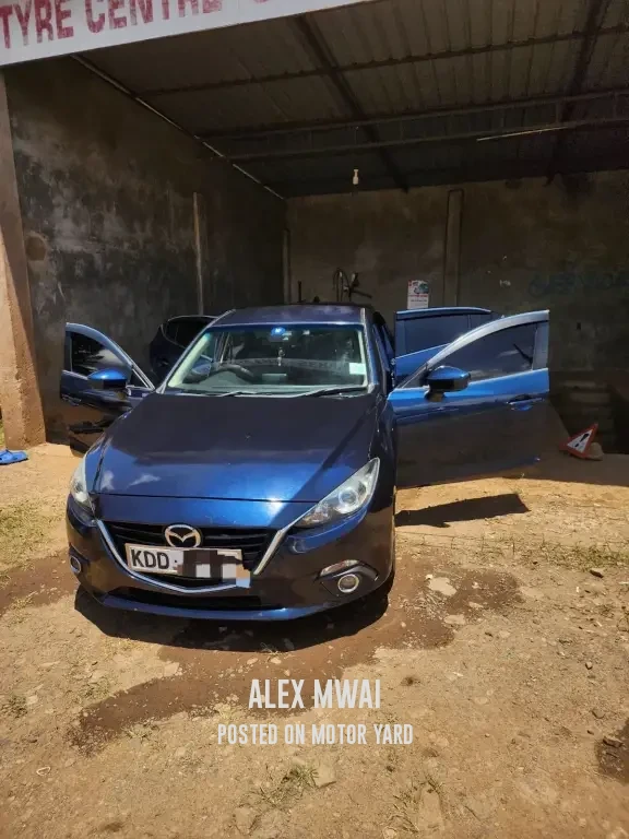 Mazda Axela 2014 Blue
