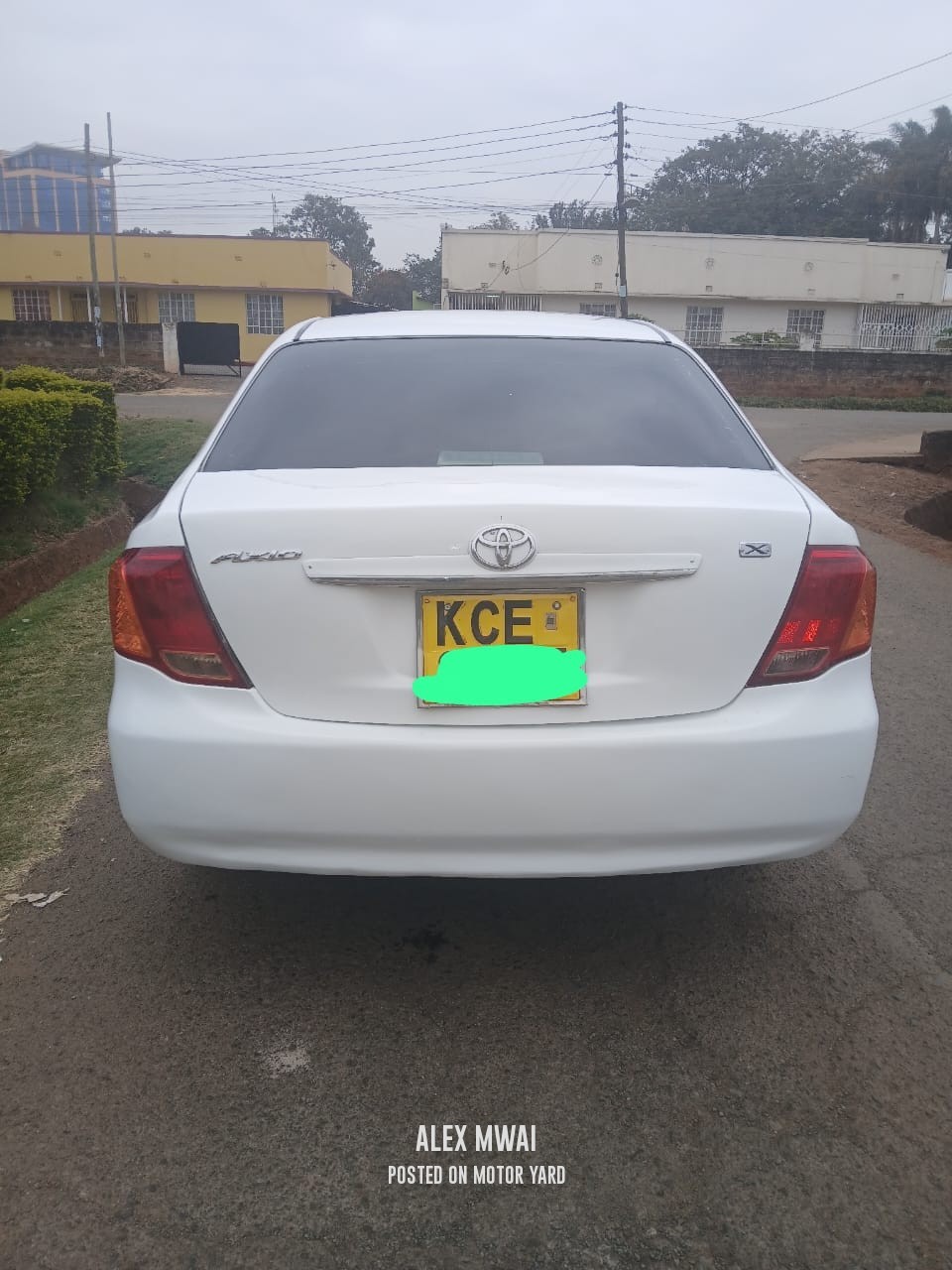 Toyota Axio 2009 White