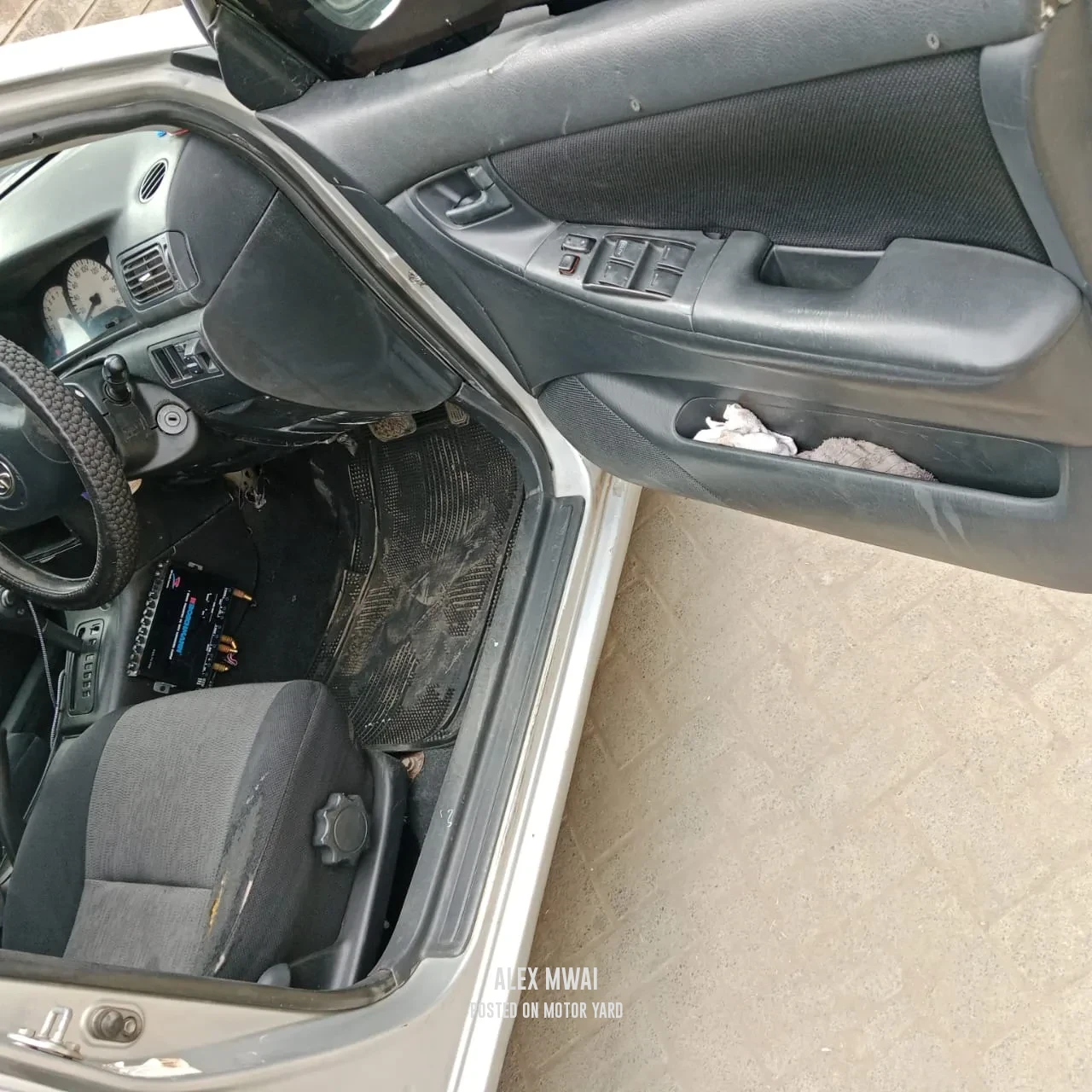 Toyota Runx 2006 Silver