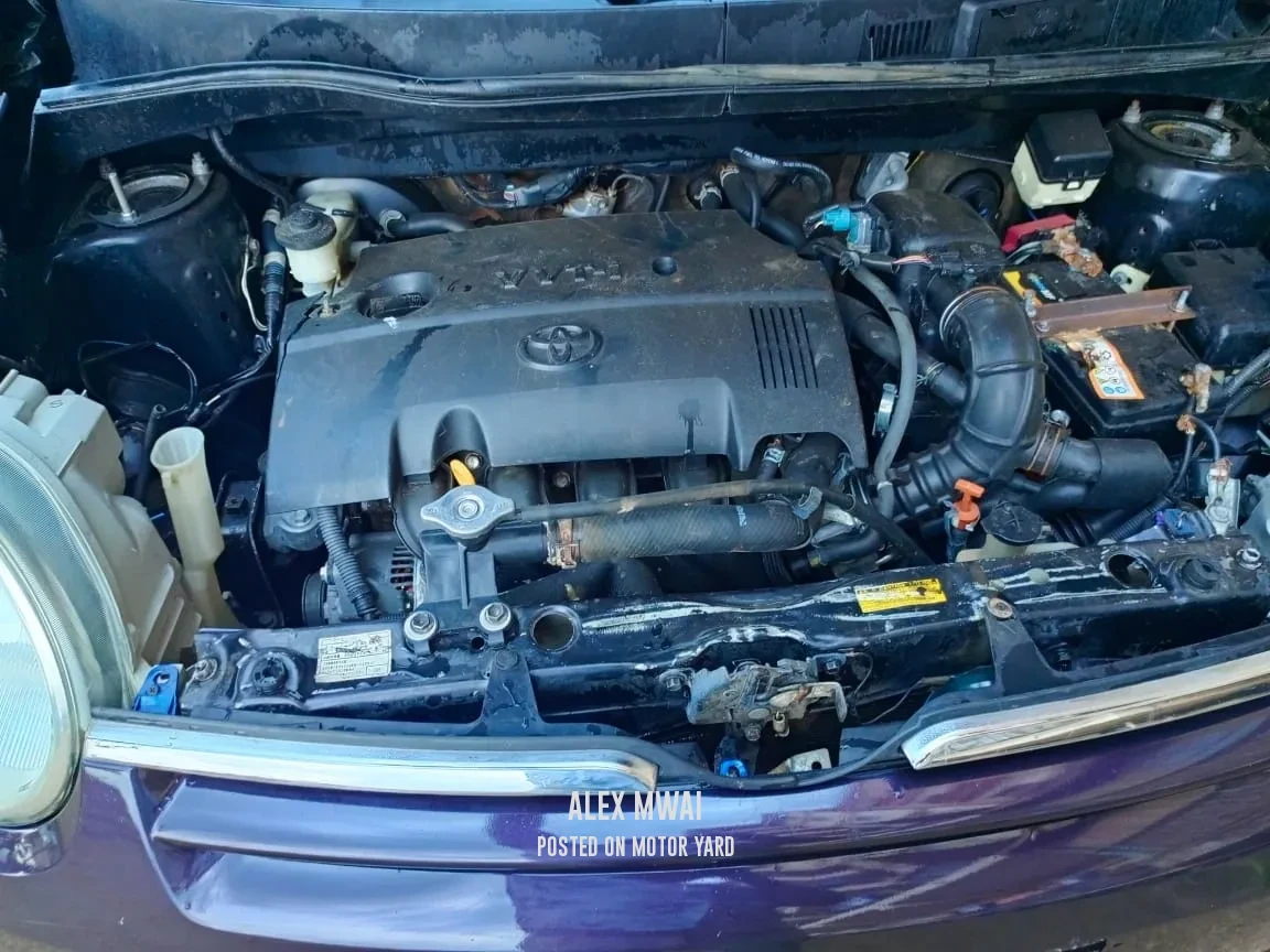 Toyota Sienta 2014 Black