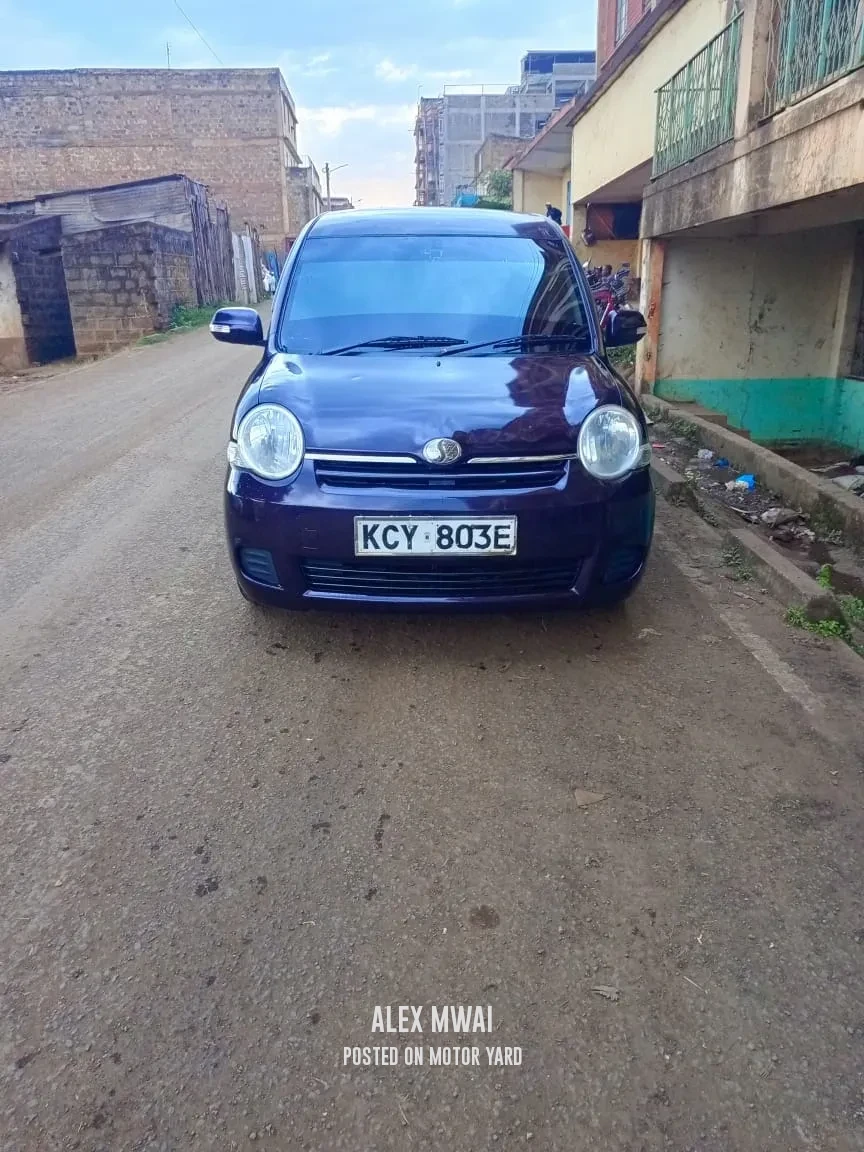 Toyota Sienta 2014 Black