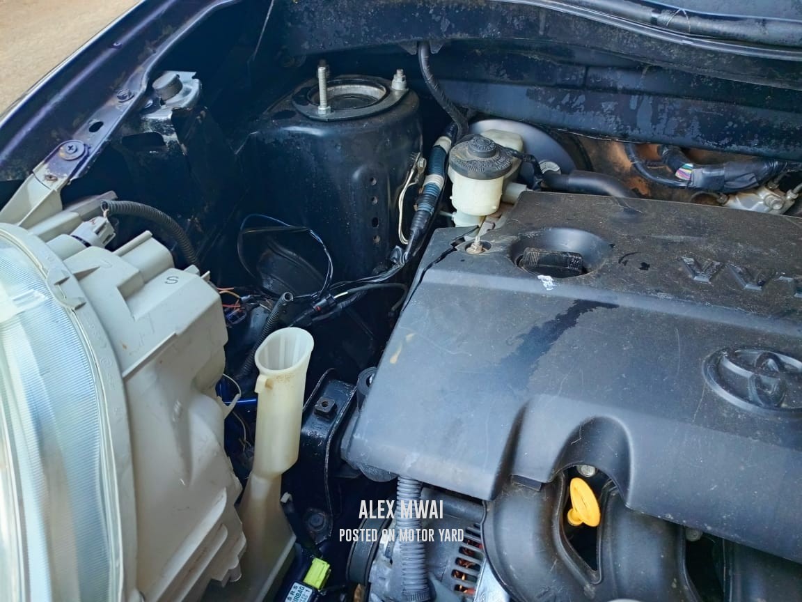 Toyota Sienta 2014 Black