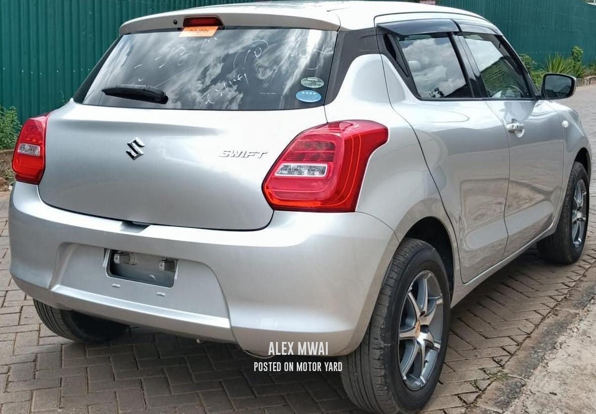 Suzuki Swift 2019 Silver