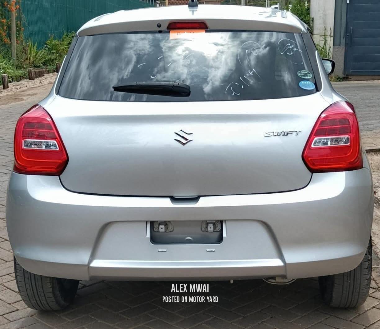 Suzuki Swift 2019 Silver