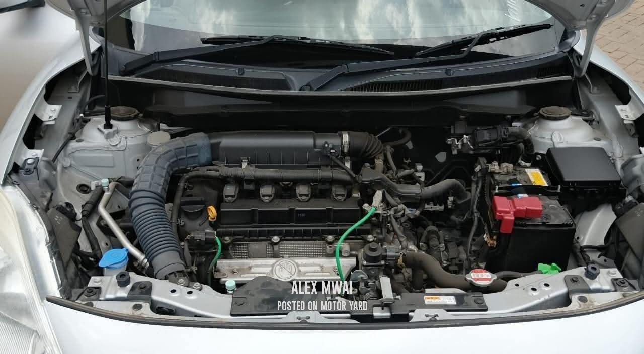 Suzuki Swift 2019 Silver