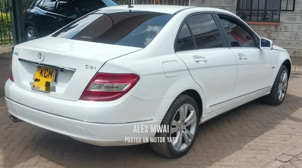 Mercedes-Benz C200 2018 White