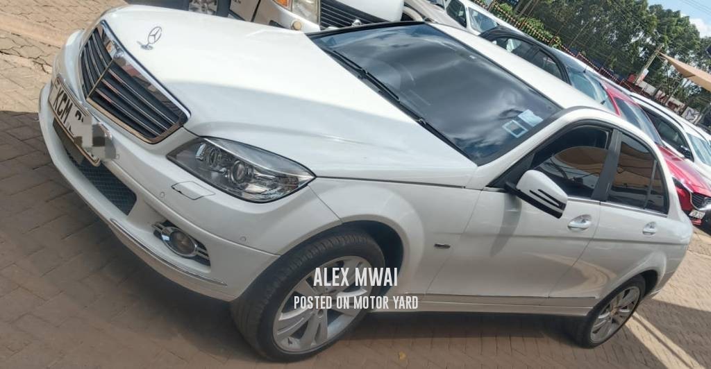 Mercedes-Benz C200 2018 White