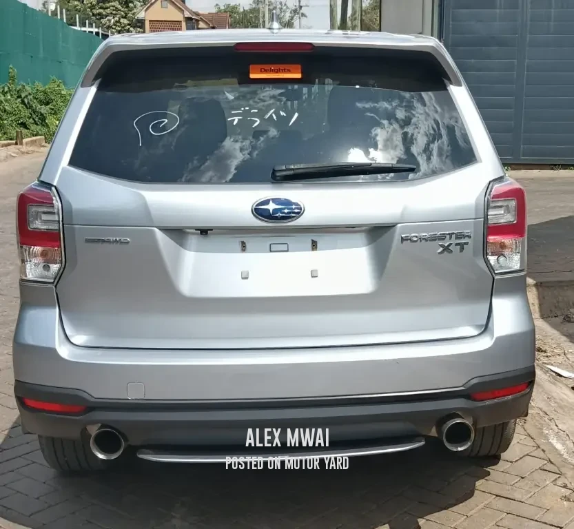 Subaru Forester 2018 Silver