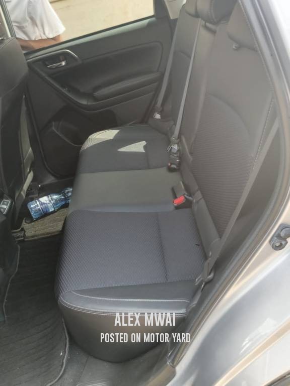 Subaru Forester 2018 Silver