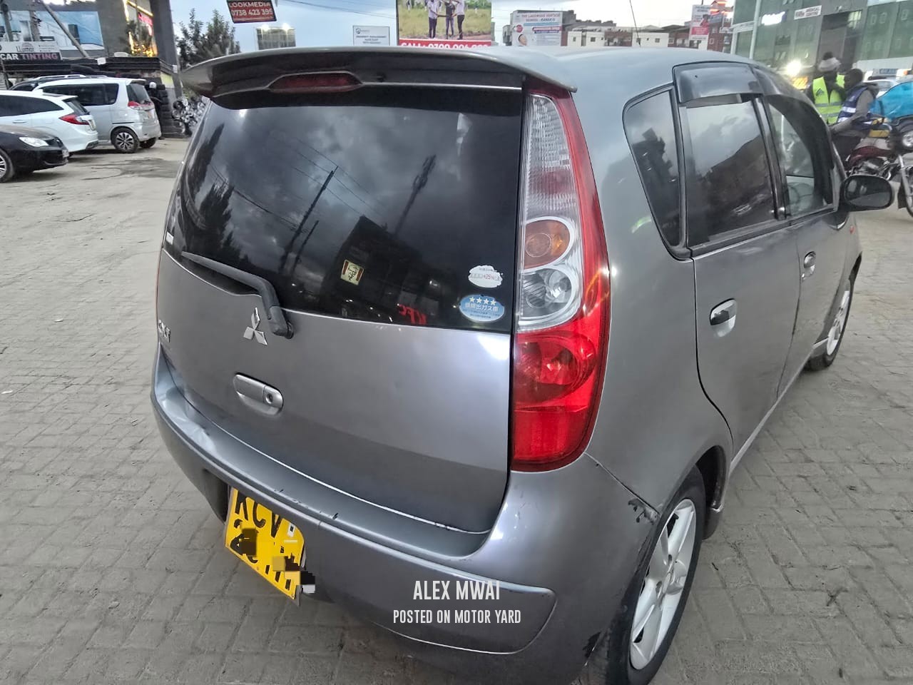Mitsubishi Colt 2015 Silver