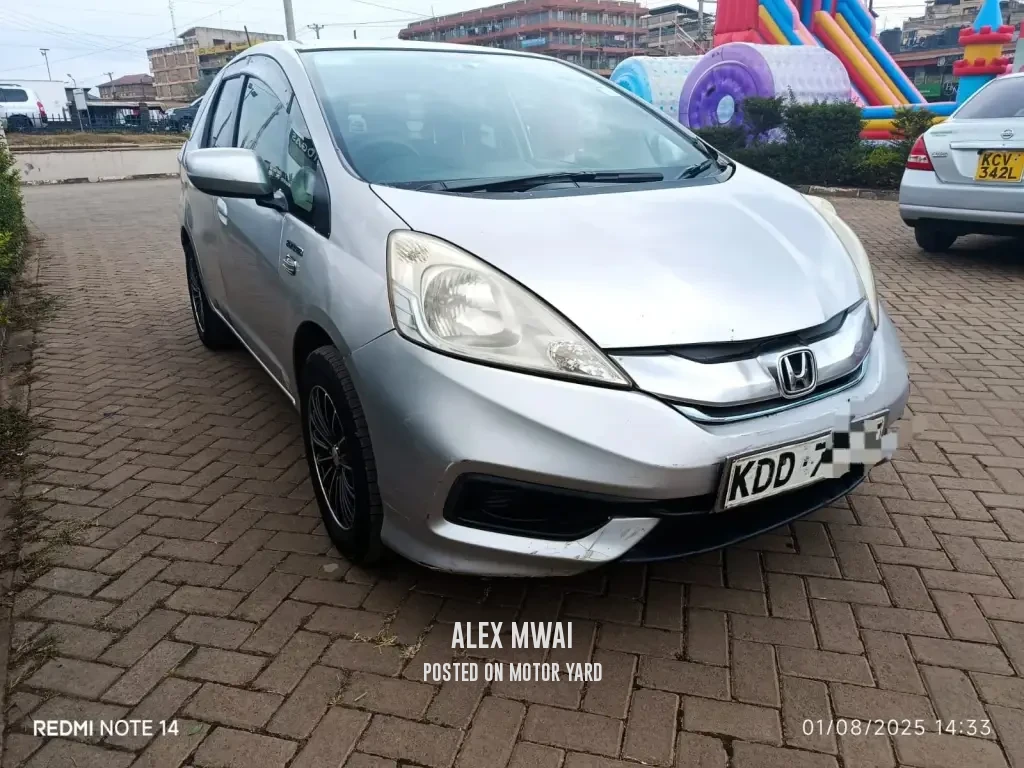 Honda Fit Hybrid 2014 Grey