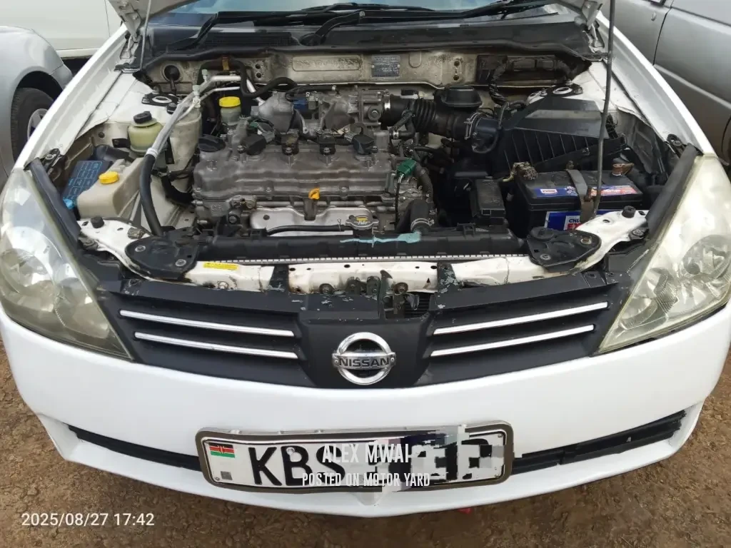 Nissan Wingroad 2005 White