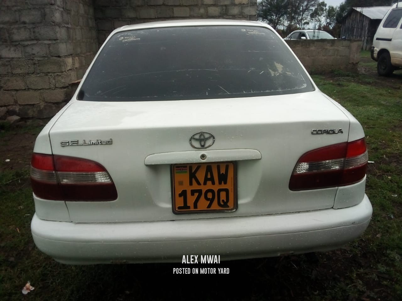 Toyota Corolla 2010 White