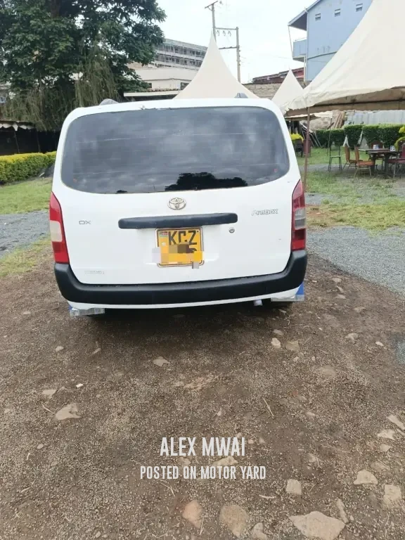 Toyota Probox 2015 Silver