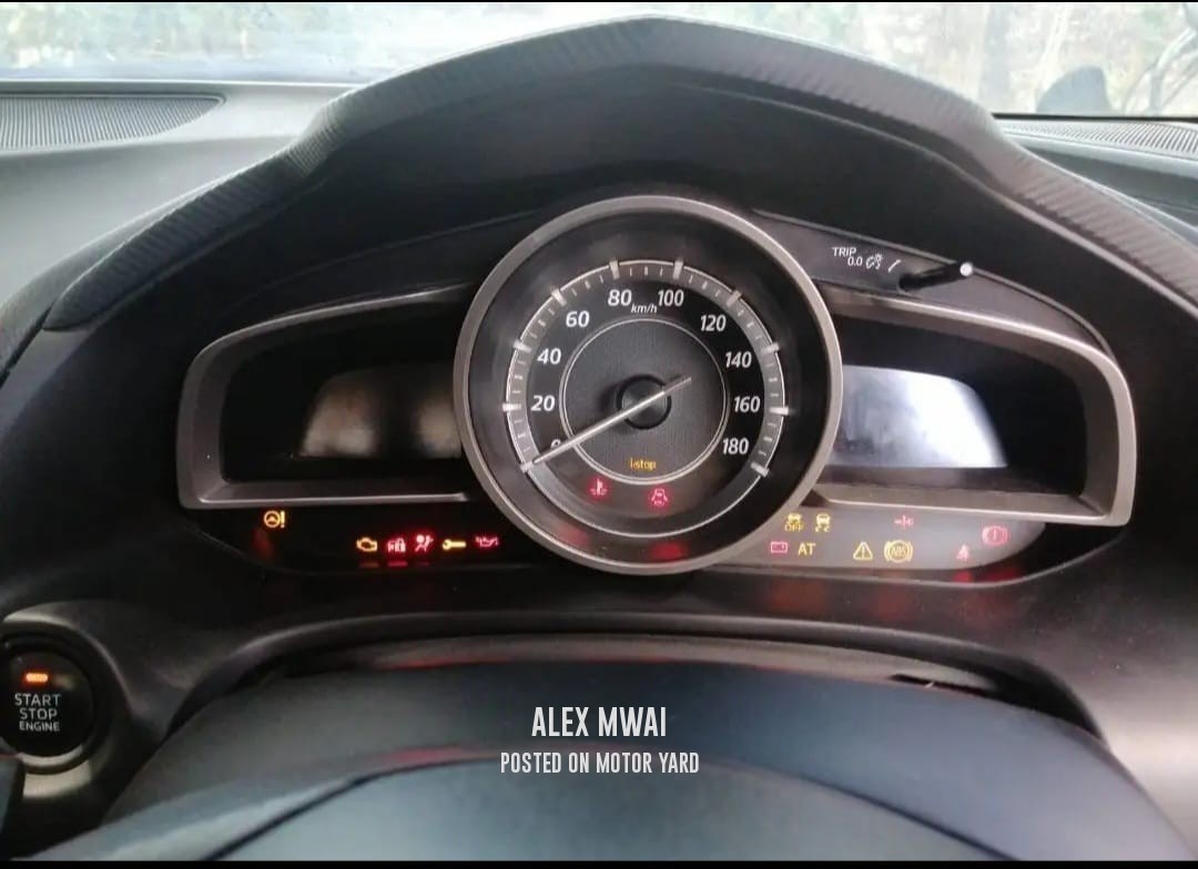 Mazda Axela 2015 White