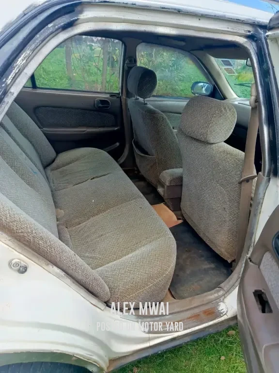 Toyota Corolla 2005 White