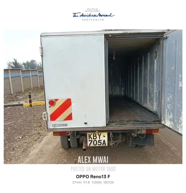 Mazda Bongo 2005 White