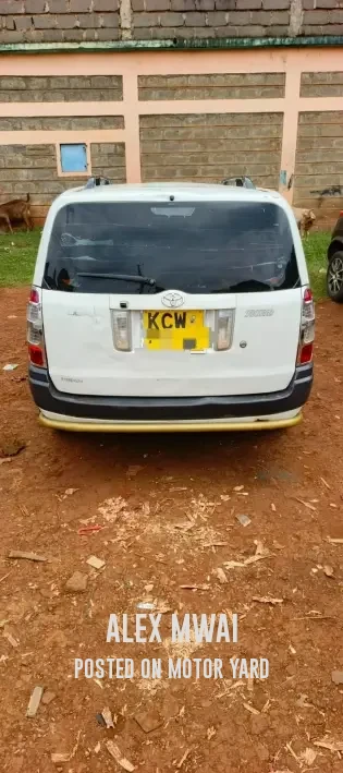 Toyota Succeed 2014 White