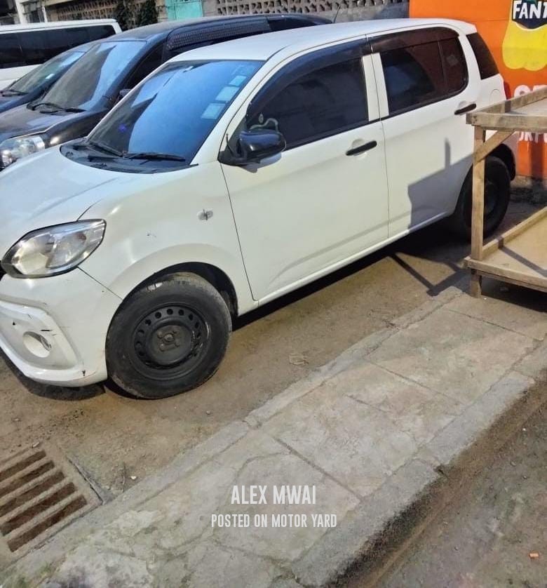 Toyota Passo 2016 White