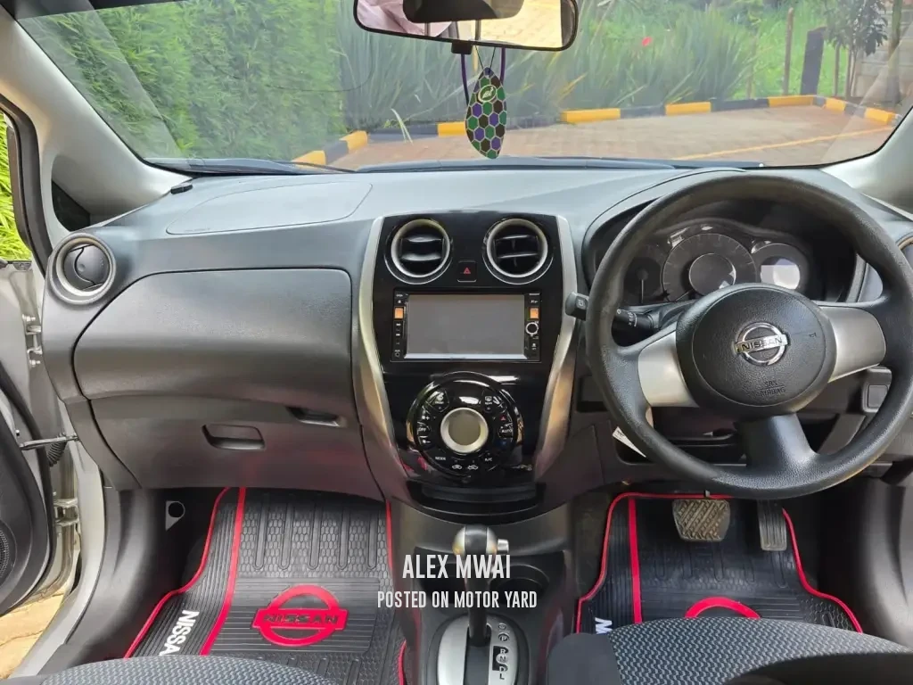 Nissan Note 2013 Silver