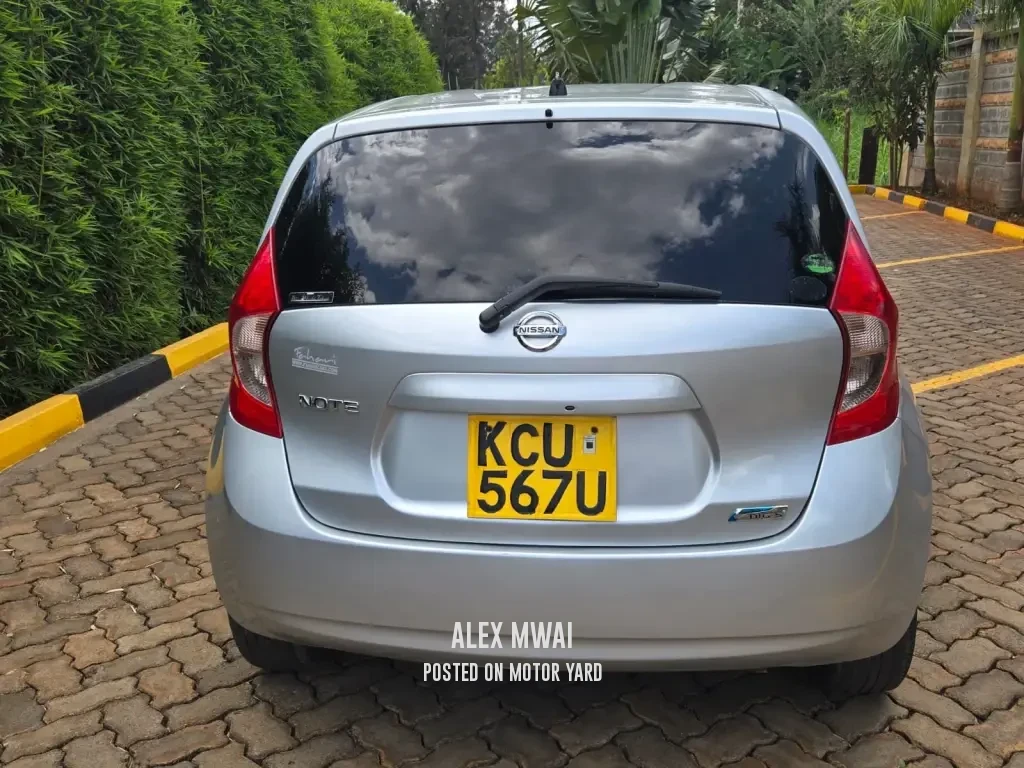 Nissan Note 2013 Silver