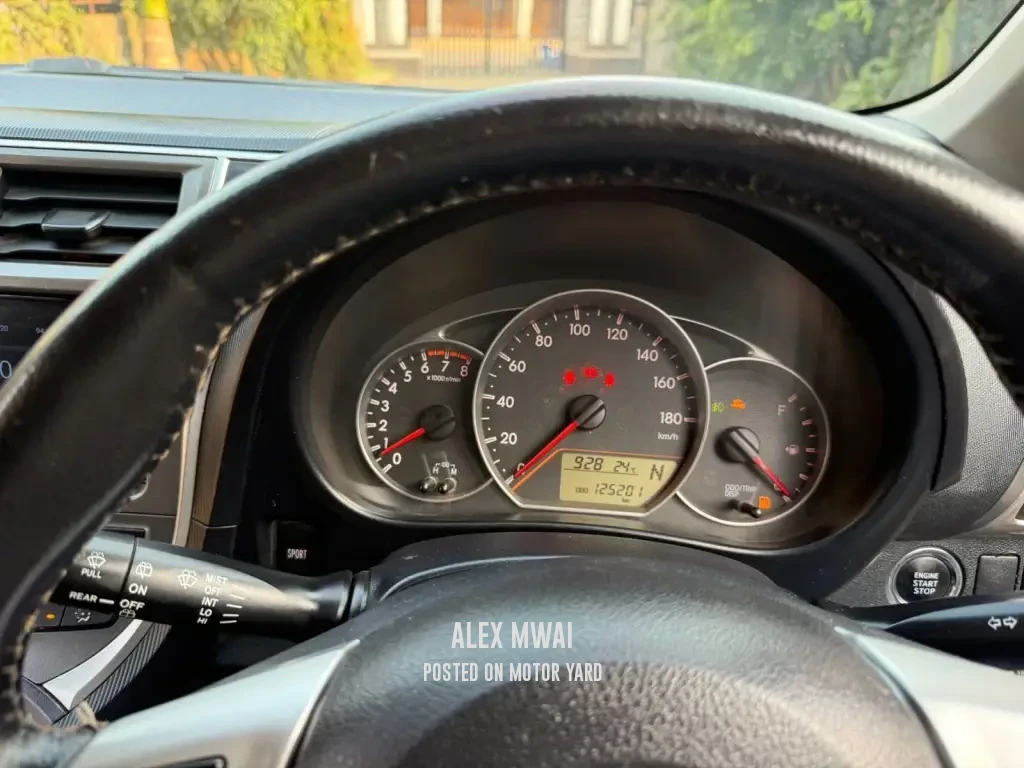 Toyota Ractis 2012 Purple