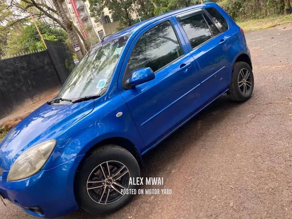 Mazda Demio 2006 Blue