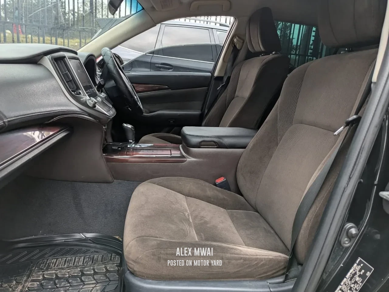 Toyota Crown 2014 Black