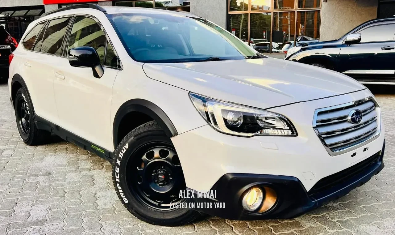 Subaru Outback 2017 White