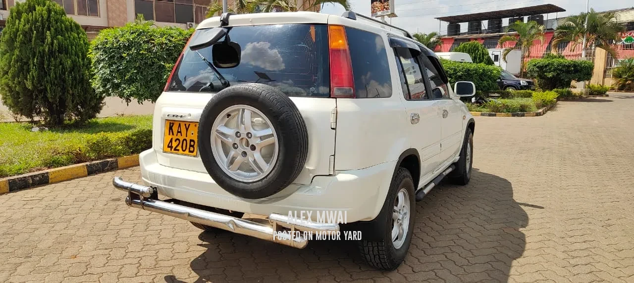 Honda CR-V 2000 White